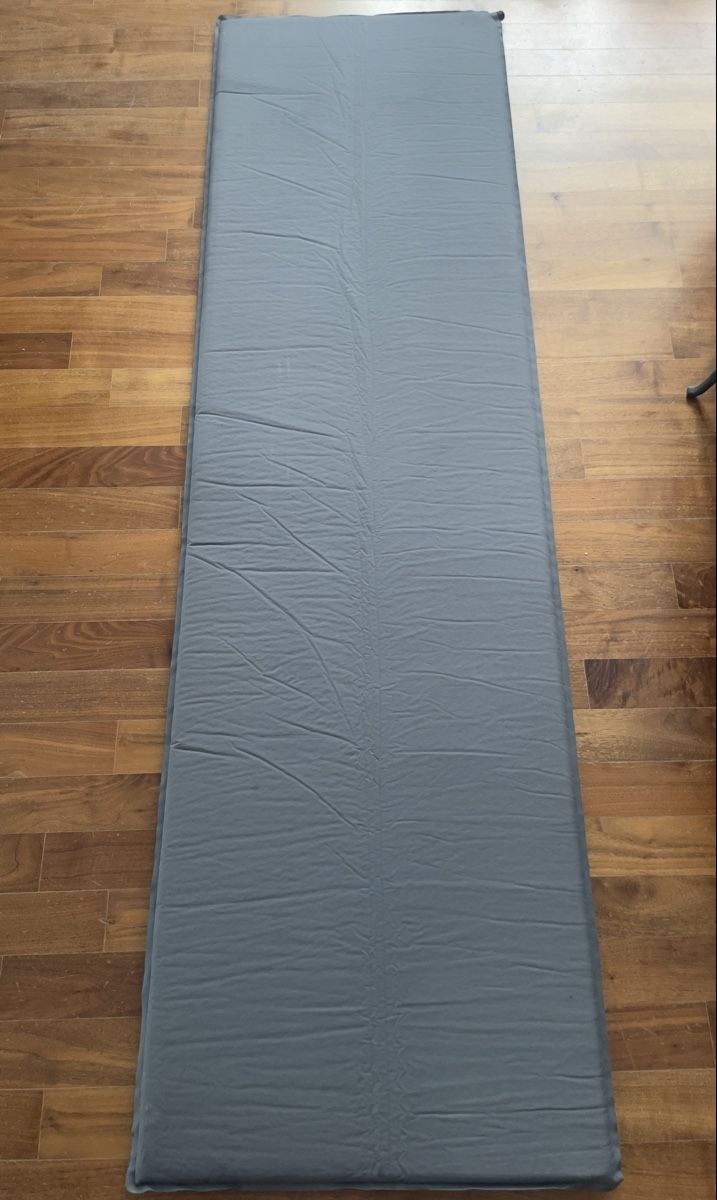Materassi: Ktec Selbstaufblasende Matte Camp 183x51 cm – Usato da Neuenkirch venduto da balani 2