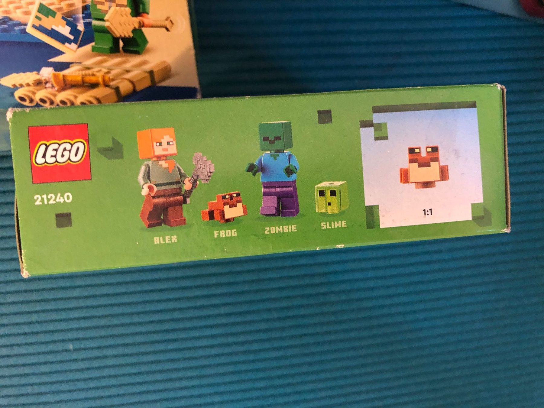 Lego Spielzeuge: Lego Minecraft 3 Sets – Gebraucht aus Zürich von dustx 1