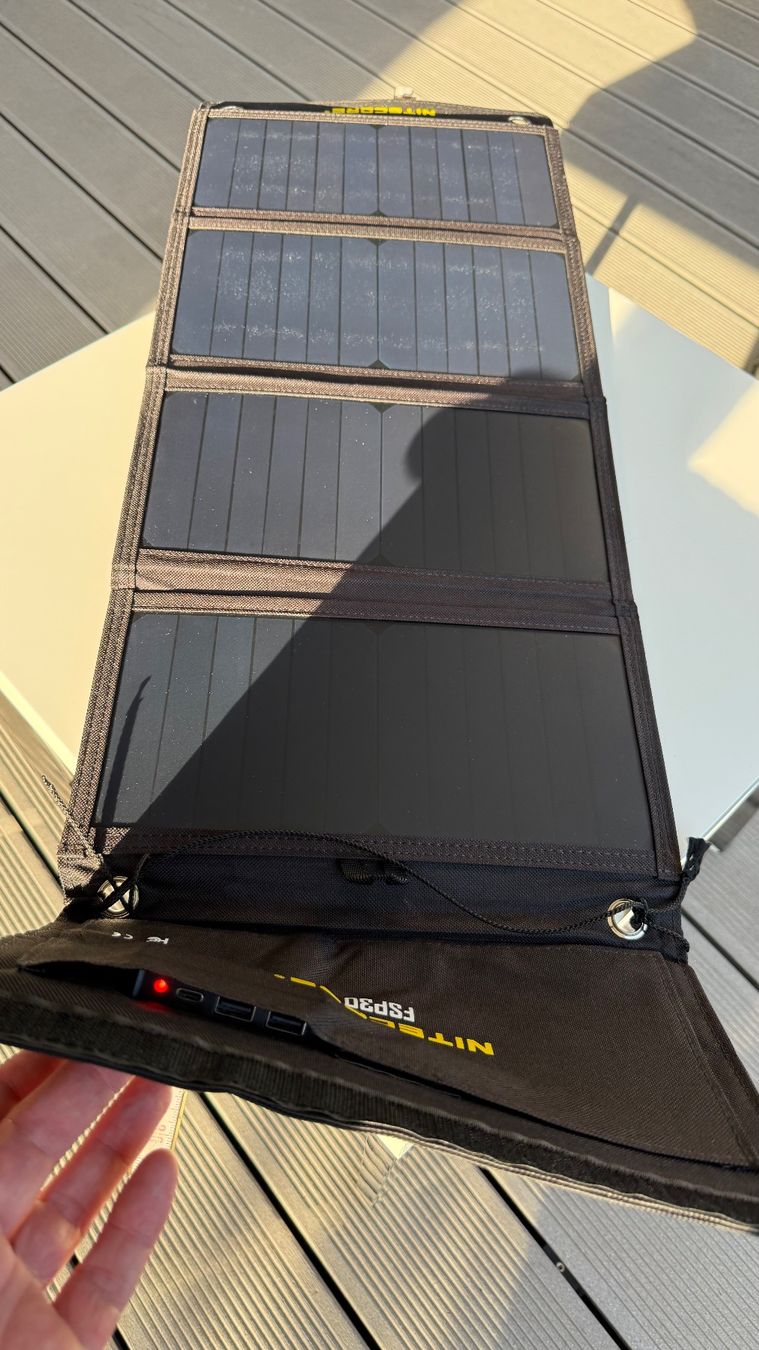 Panneaux solaires: Nitecore FSP30 Solarpaneel gebraucht – D'occasion à Geuensee par luuser12 4