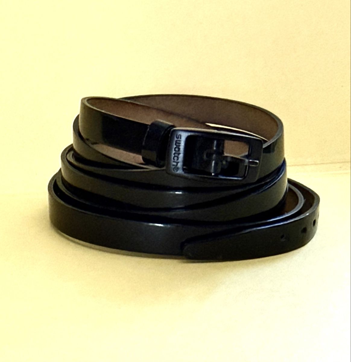 Swatch Bracciali & Braccialetti: Bracelet manchette Swatch Color Code noir – Usato da Le Sentier venduto da Nehrylka 1
