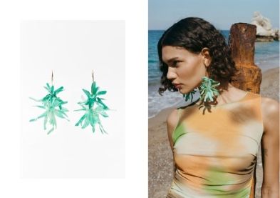 Zara Orecchini pendenti & Orecchini a lobo: NEW: Zara Green Flower Statement Earrings – Nuovo e nell'imballaggio originale da Zürich venduto da ter_ckj6