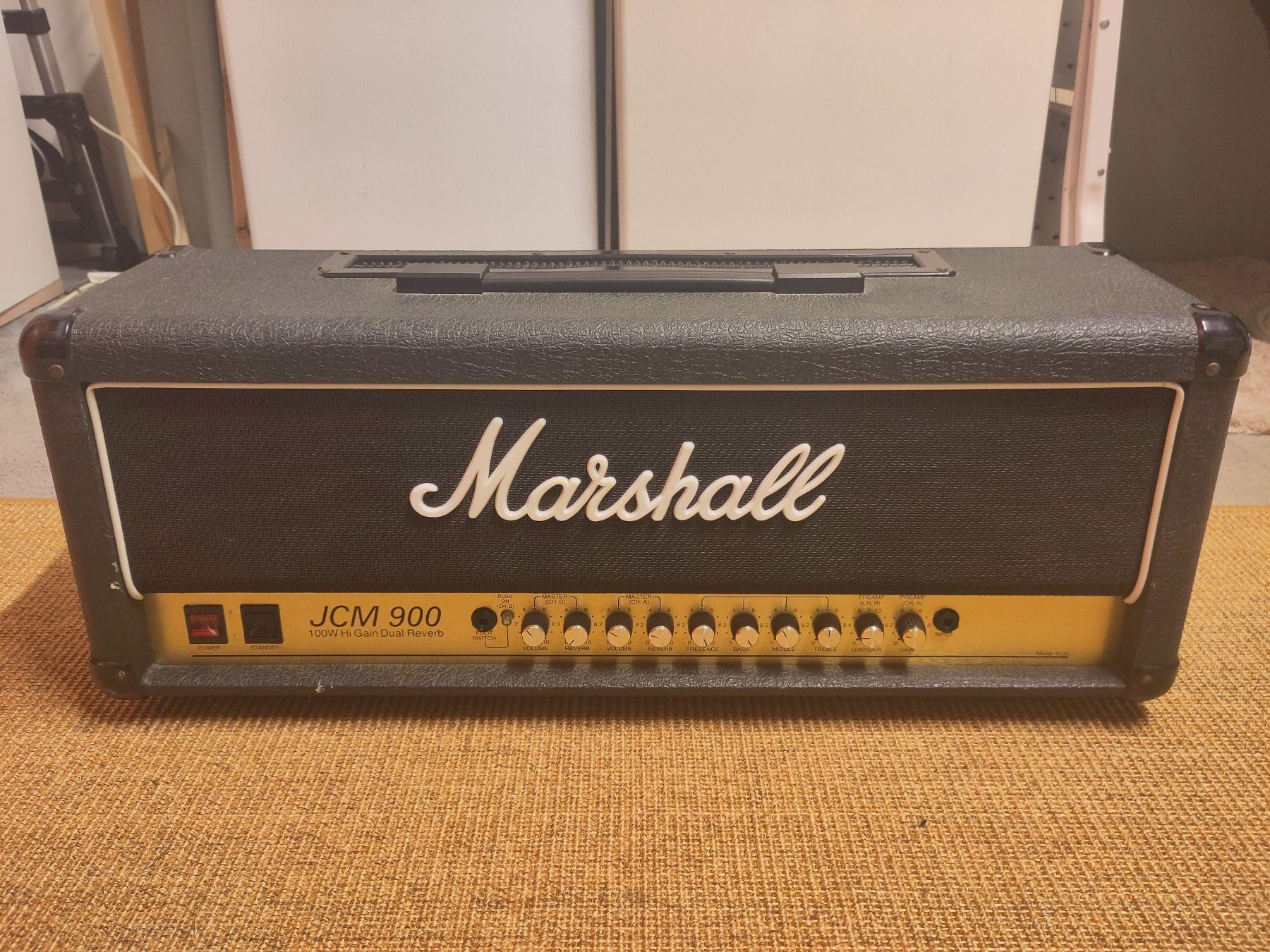 Marshall Amplificatori: Marshall JCM 900 100 Watt inkl. Flightcase – Usato da Basel venduto da ste_kmc7