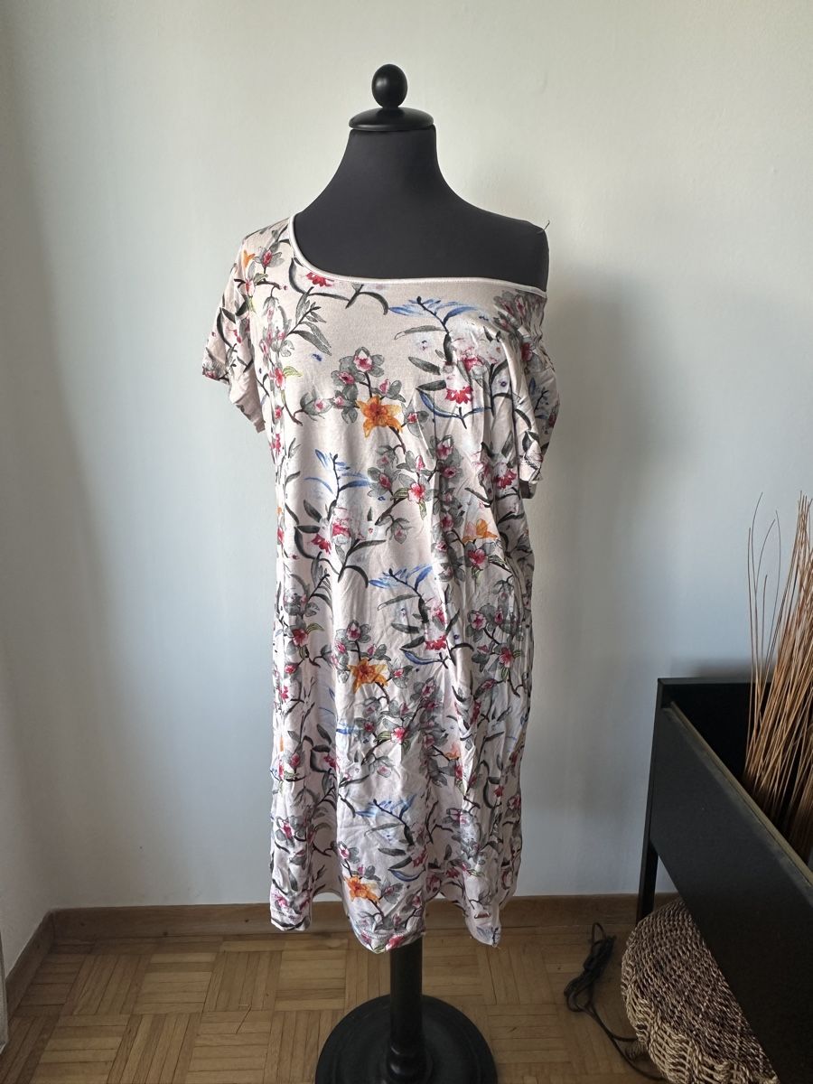 S.Oliver Kleider: Kleid s.Oliver Blumenmuster  – Gebraucht aus Wohlen AG von jes_9c79 2