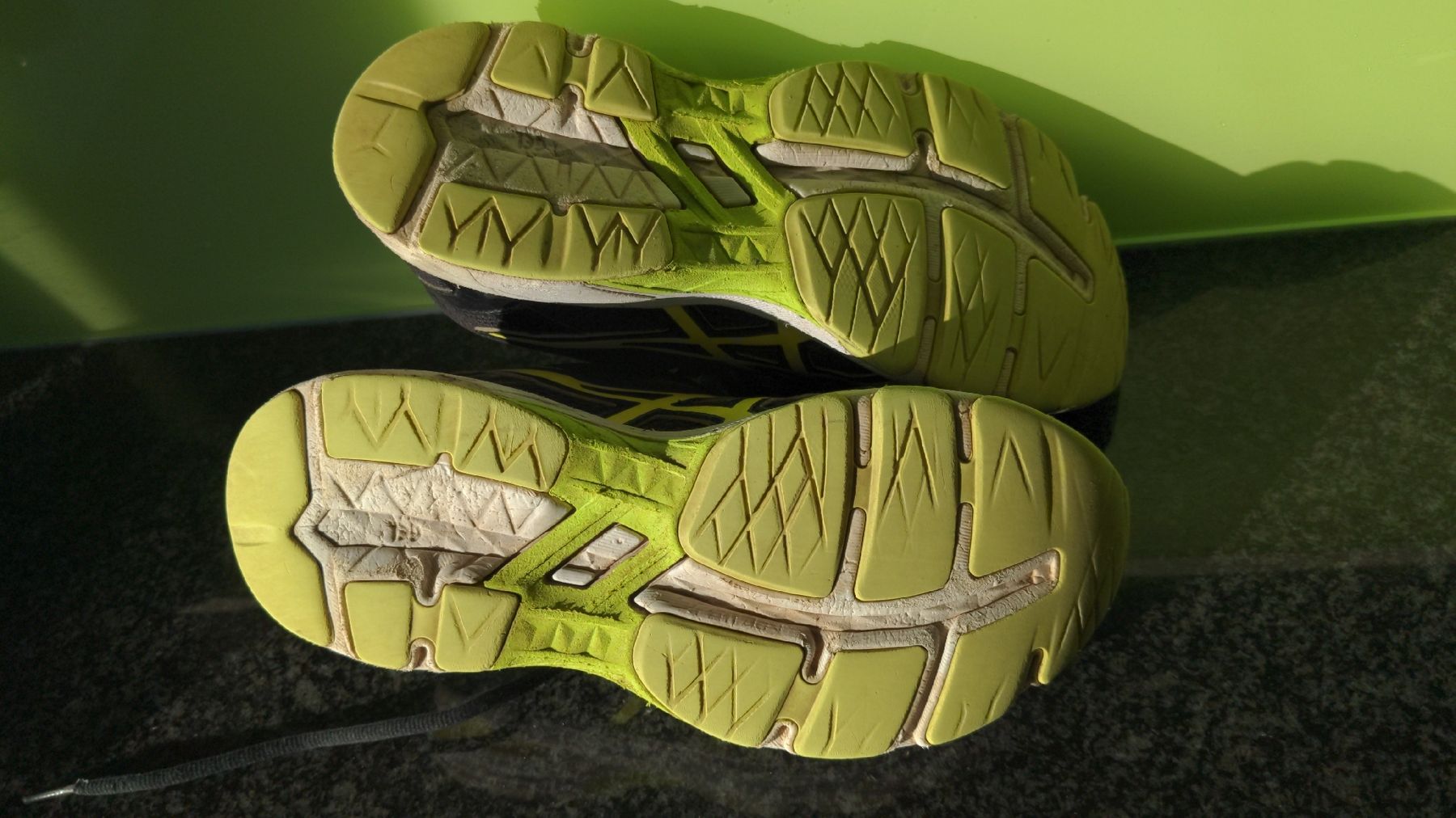 Asics Herrenschuhe: Asics GT 1000 Laufschuhe, Grösse 37 – Gebraucht aus Sutz von Rawypp 5
