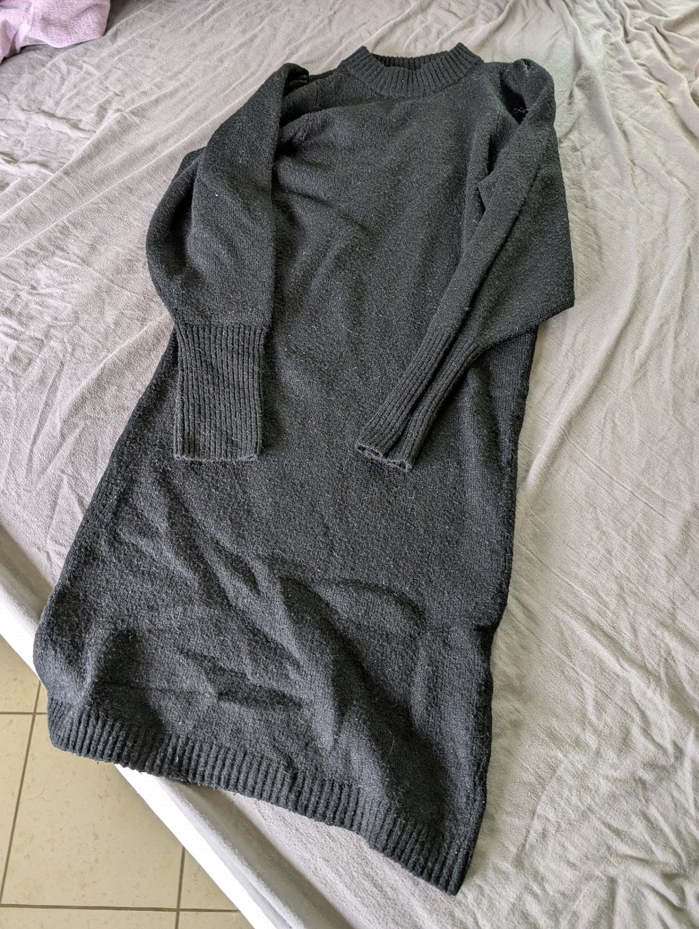 Vestiti: Umstandskleid H&M schwarz, Gr. S – Usato da Lommiswil venduto da laroliv