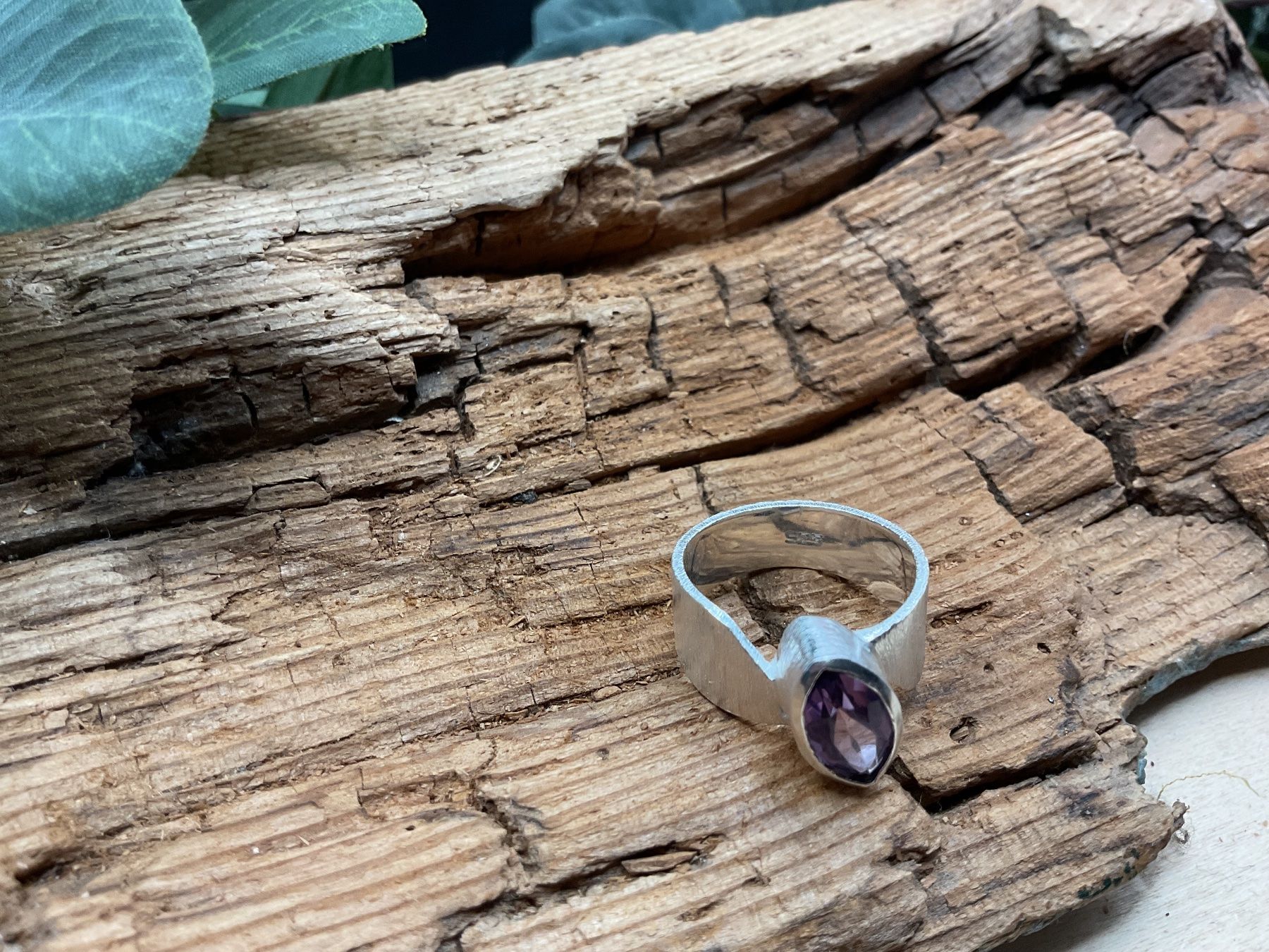 Anelli: Silberring Handarbeit mit Amethyst, Gr.55 – Nuovo (secondo la descrizione) da Luzern venduto da S.Kern01 1