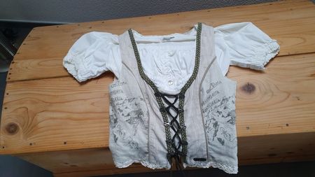 Dirndl-Oberteil mit Bluse