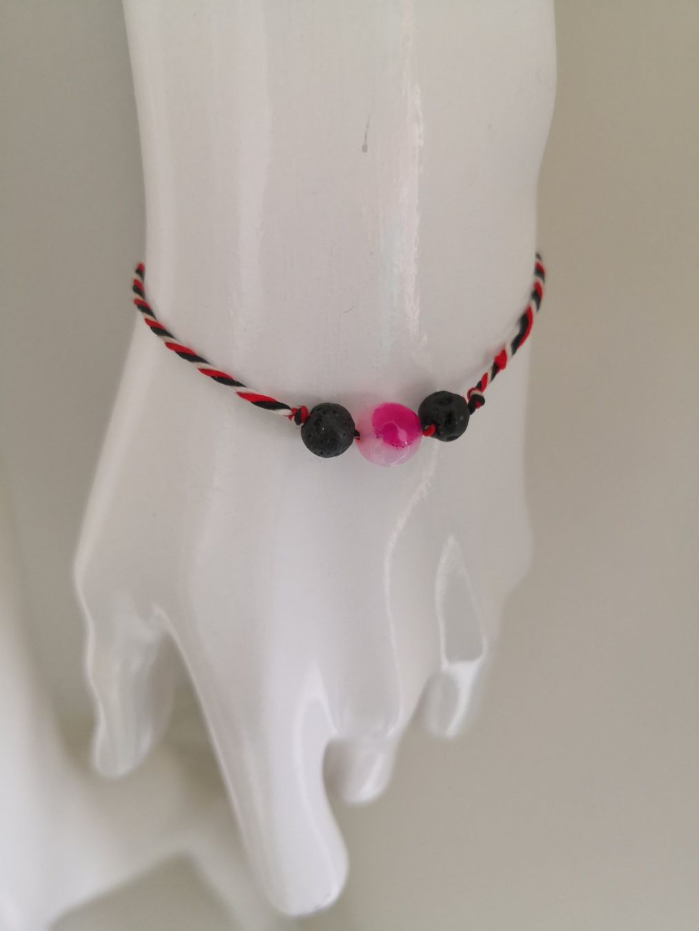 Bracciali & Braccialetti: 🤩DREIFARBIGER GLÜCKS-ARMBAND JAVA-STEIN & PERLEN – Usato da Olten venduto da Naja-Twins-Twins