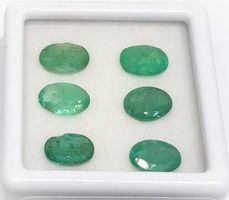 6x émeraudes 7x5 mm - Valeur 190.- Fr