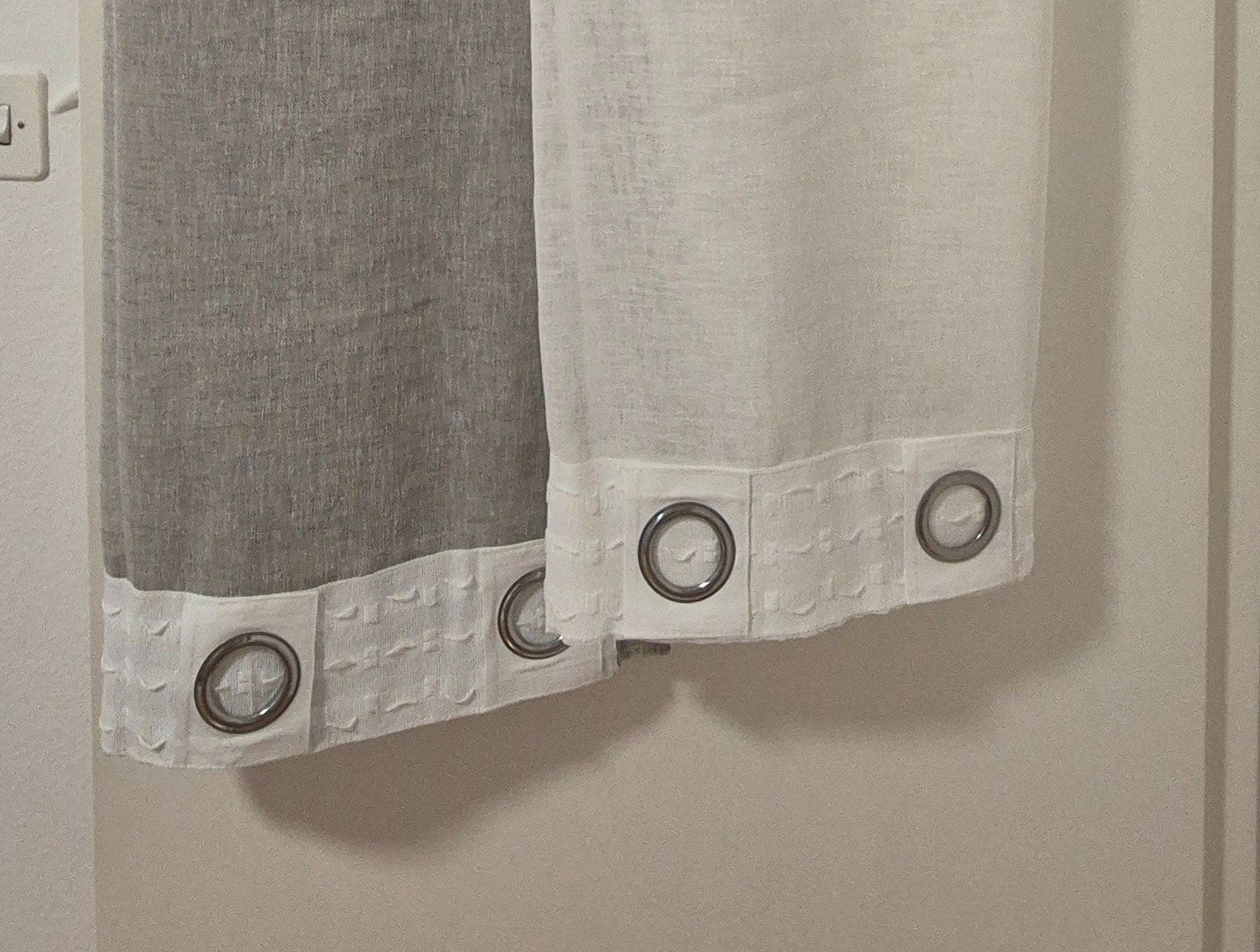 Tende: Vorhänge Set, Grau und Weiss, – Usato da Mellingen venduto da Loewe2006 1