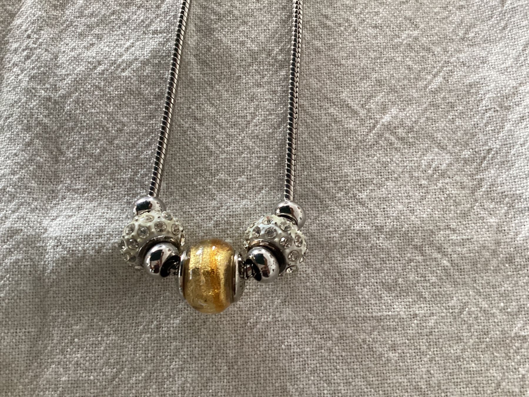 Catenine: Kette mit Charms – Usato da Dachsen venduto da Achohberg 1