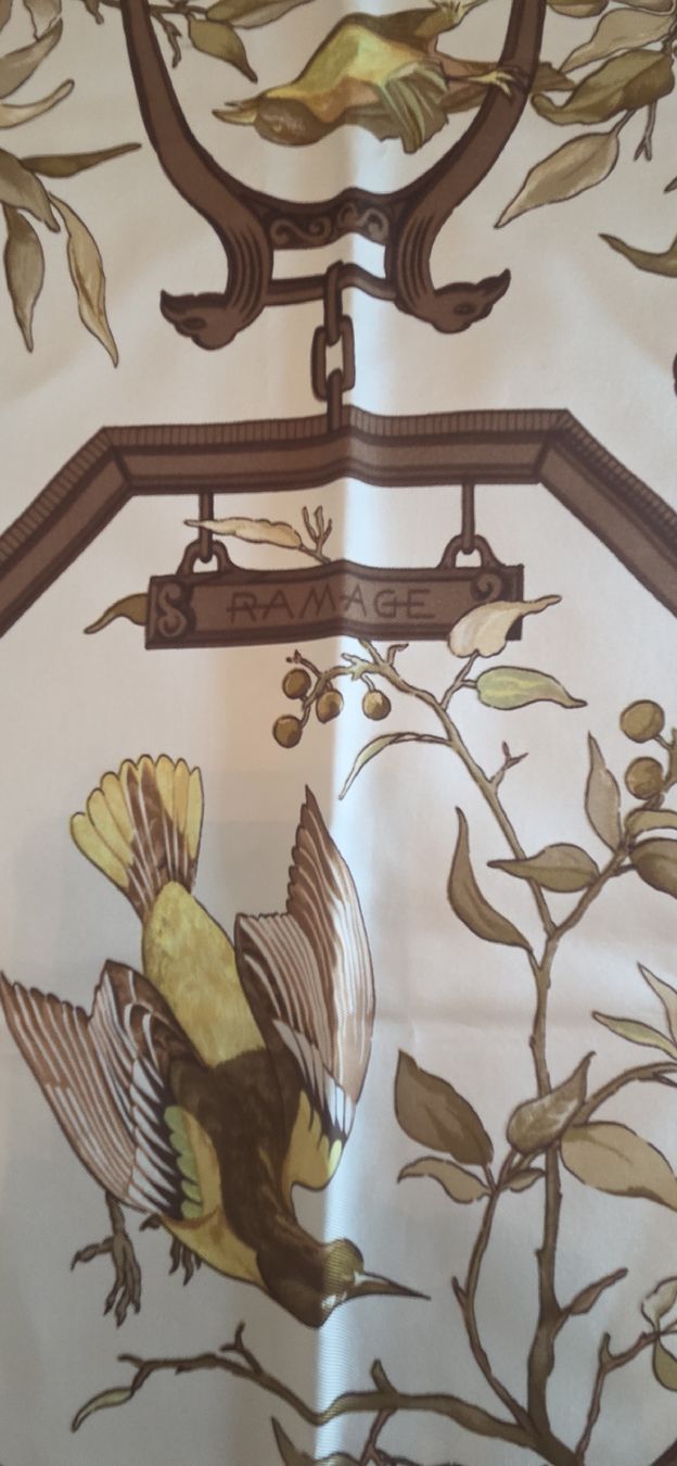 Hermès Foulard & Sciarpe: HERMES carré RAMAGE 90X90 – Nuovo (secondo la descrizione) da Ascona venduto da principessacaroline 2