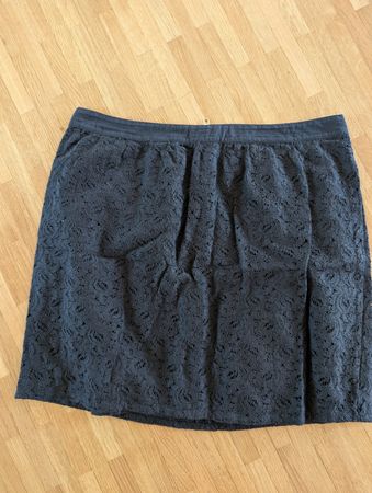 Camaieu Lace Mini Skirt, Size 38 - summer