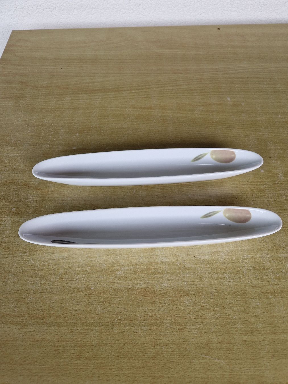 Piatti di portata: 2er Set lange Servierplatten, schlicht & elegant, – Usato da Wittenbach venduto da garbis