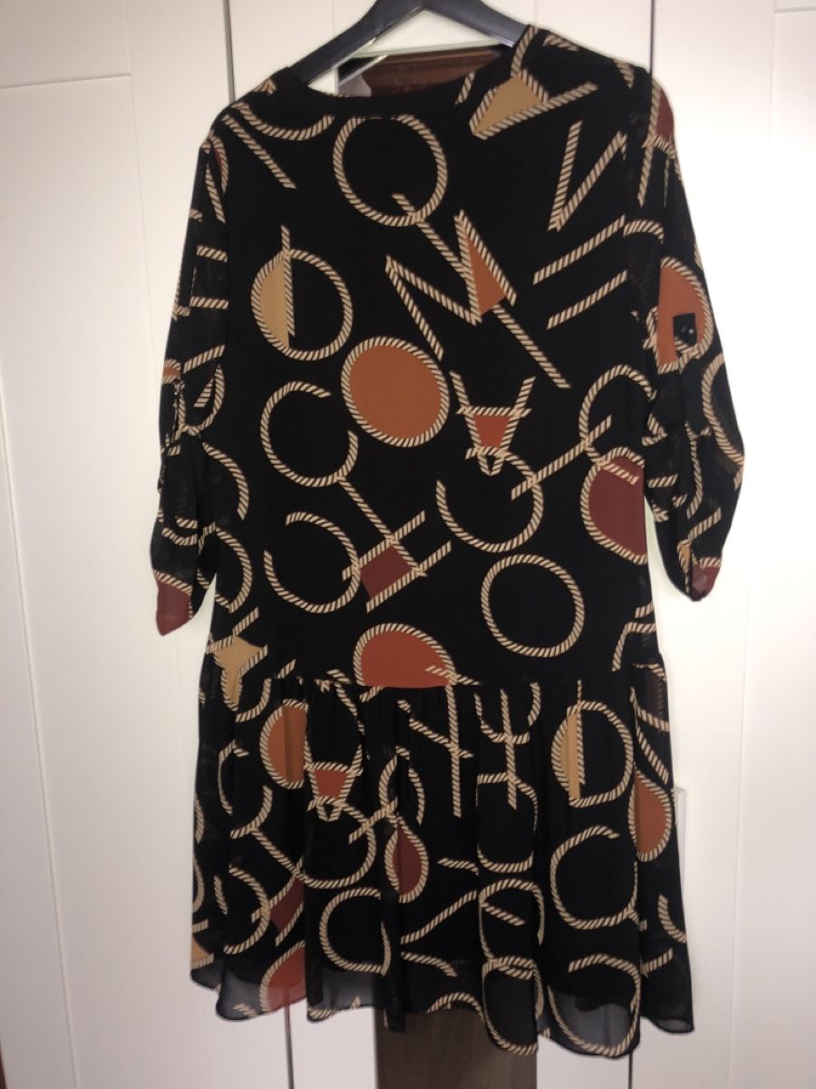 Robes: Kleid Gr. 38 von comma – D'occasion à Balsthal par Katzenfan99 1