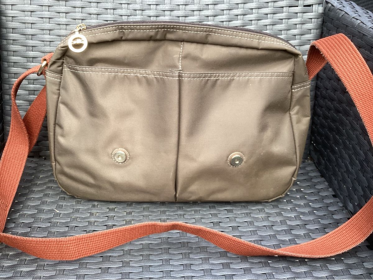 Longchamp Borse: Longchamp Tasche grün-braun – Usato da Rheinfelden venduto da est_vy9j 1