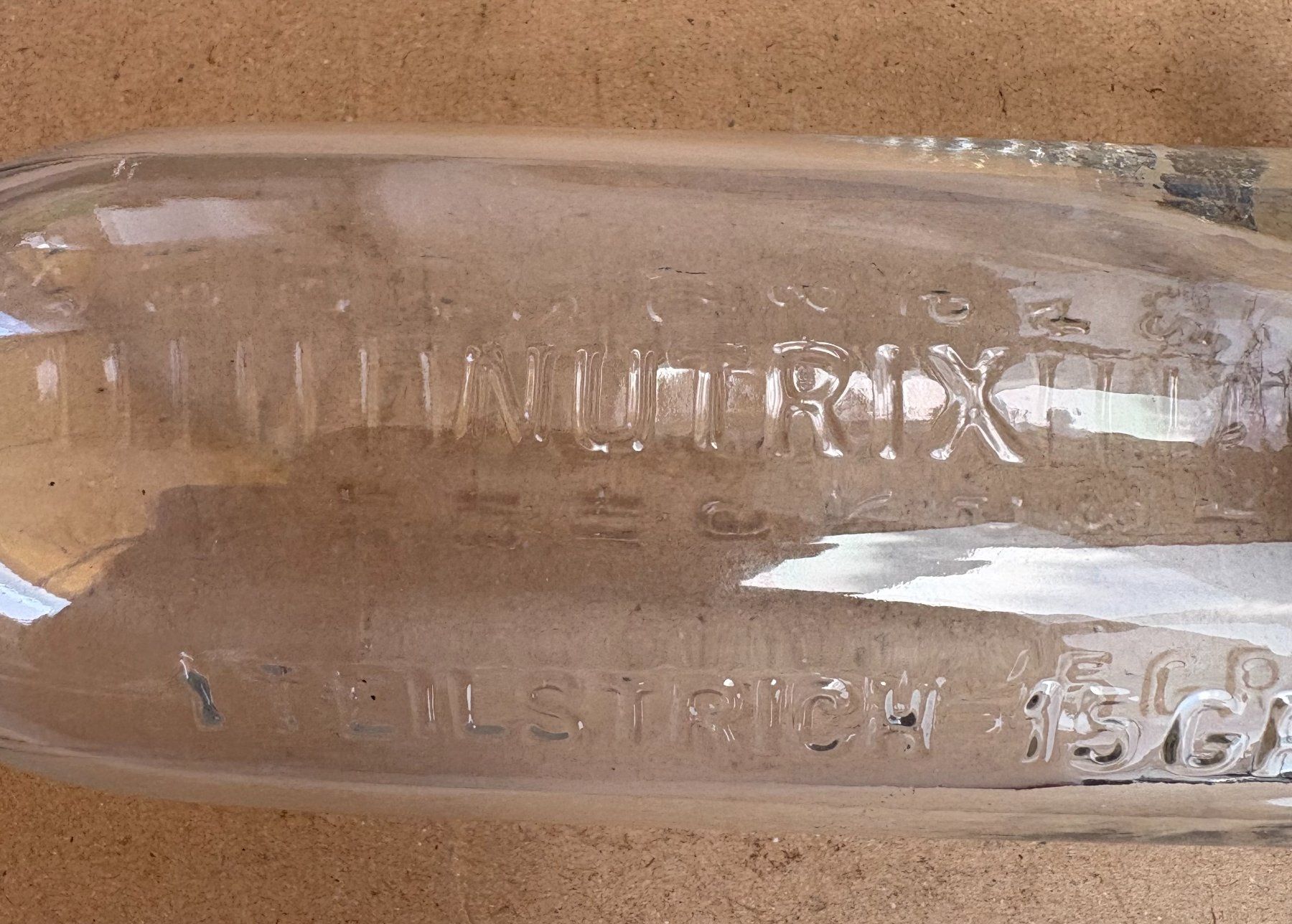 Bottiglie: VINTAGE GLAS FLASCHE NUTRIX – Usato da Ostermundigen venduto da wini63 4