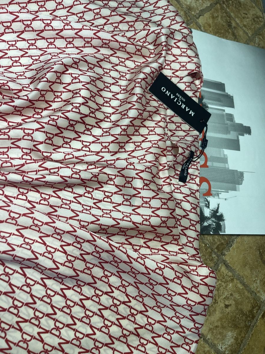 Guess Blusen:  Marciano Camicia lunga monogramma logo-nuovo  – Neu und originalverpackt aus Gordevio von LanaZimm 4