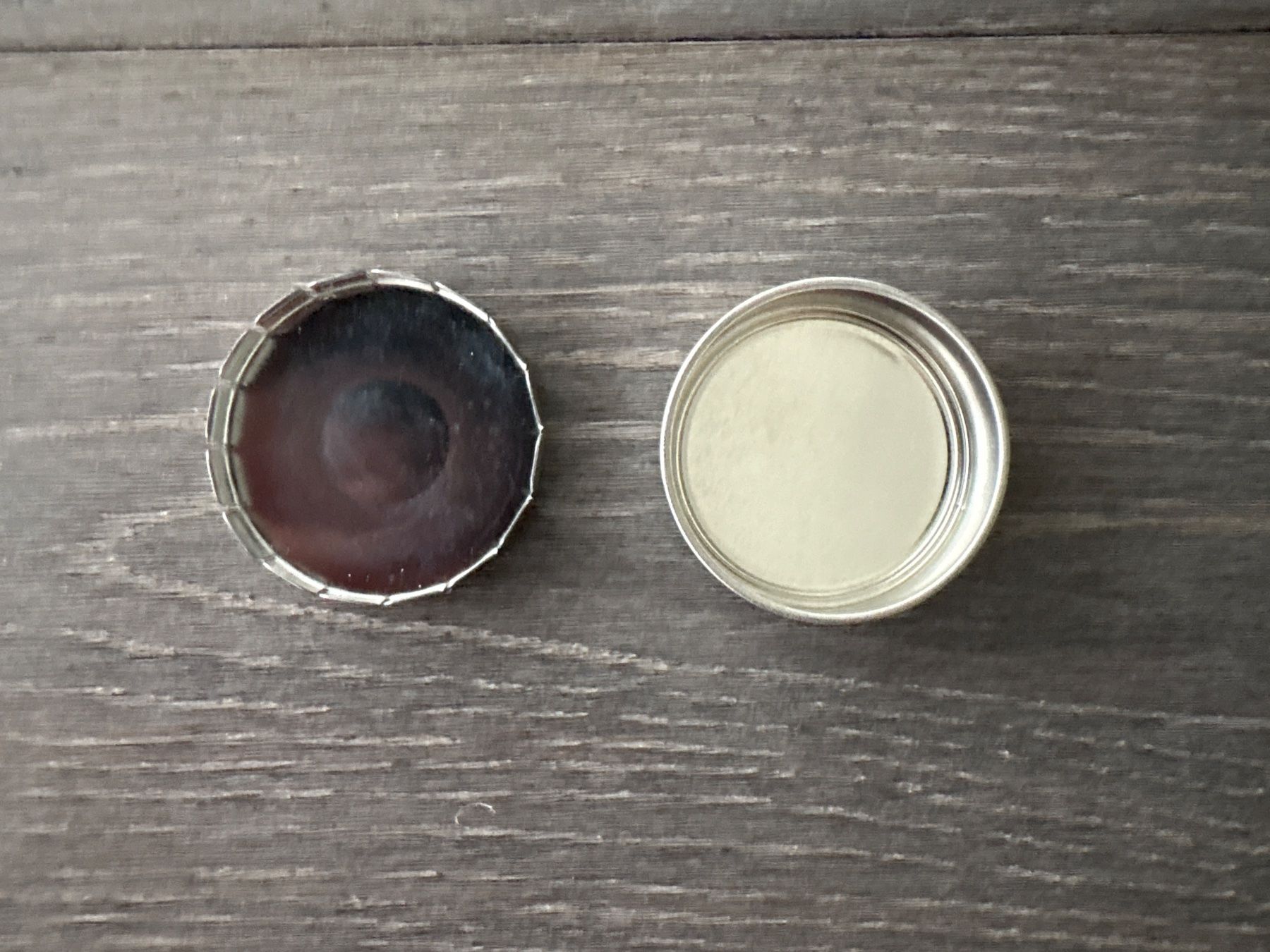 Sonstige Kosmetik & Pflege: Pillendose, Neutral, Chrom – Gebraucht aus Hünenberg von Betsch1 2