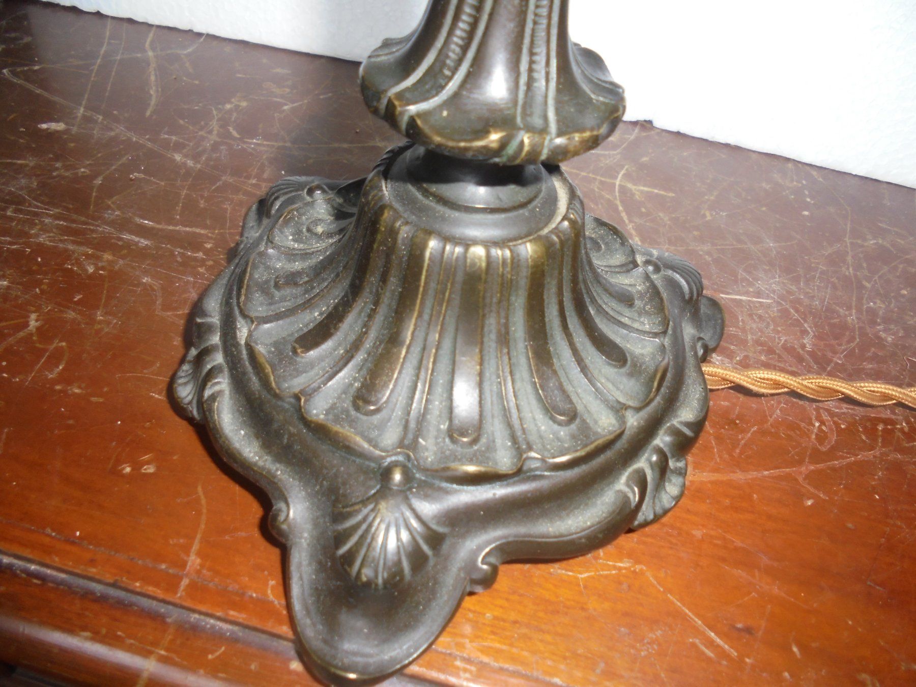 Lampade: Alte Tischlampe – Usato da Camorino venduto da Hunpete 6