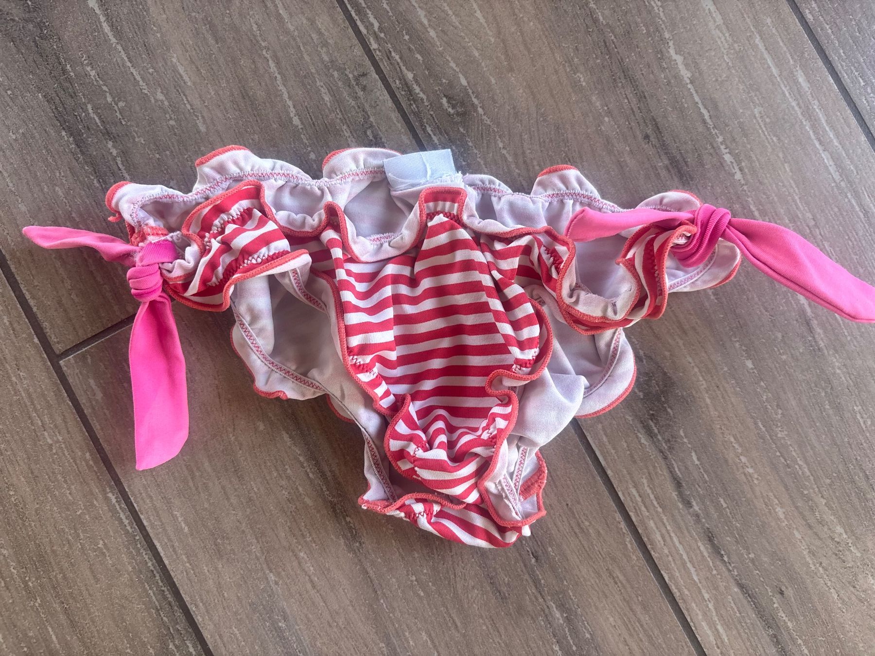 Maillots de bain: 110_süss – D'occasion à Versegeres par kista