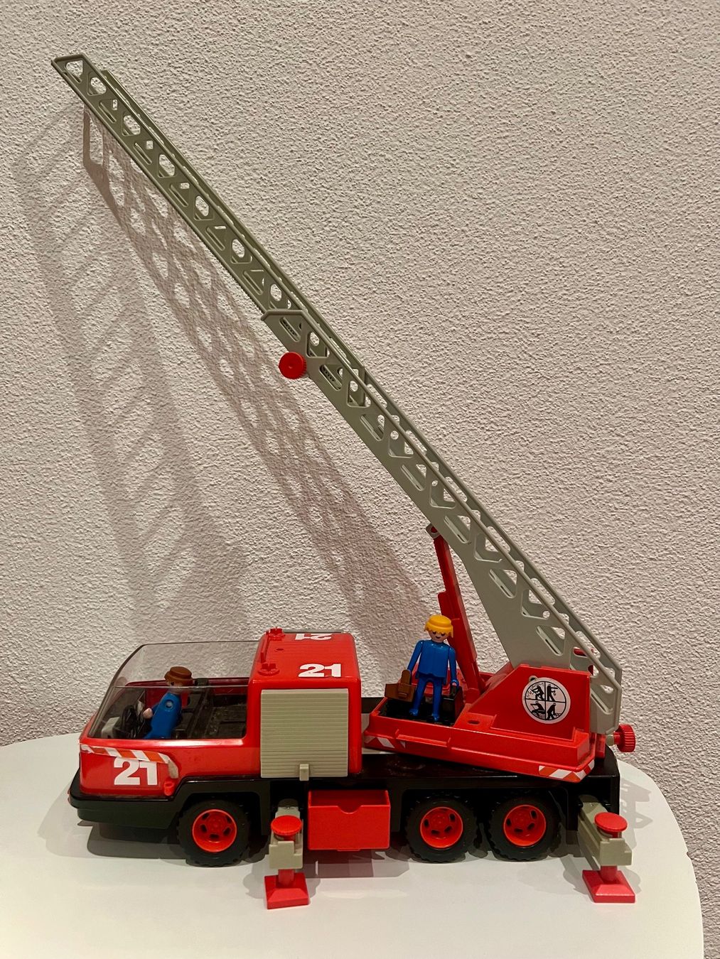 Playmobil Giocattoli: Playmobil 3525: Vintage Feuerwehrauto – Usato da Brunnen venduto da Dirza78