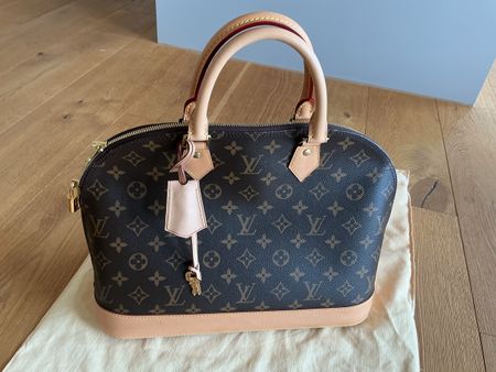 Louis Vuitton Alma Handtasche Monogram Canvas Leder 