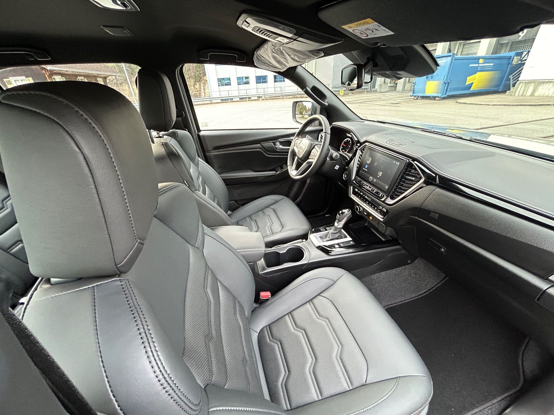 Isuzu Veicoli commerciali: ISUZU D-MAX 1.9 CrewCab N60FF 4x4 AT – Nuovo (secondo la descrizione) da Hasle LU venduto da Mroeoesli0 6