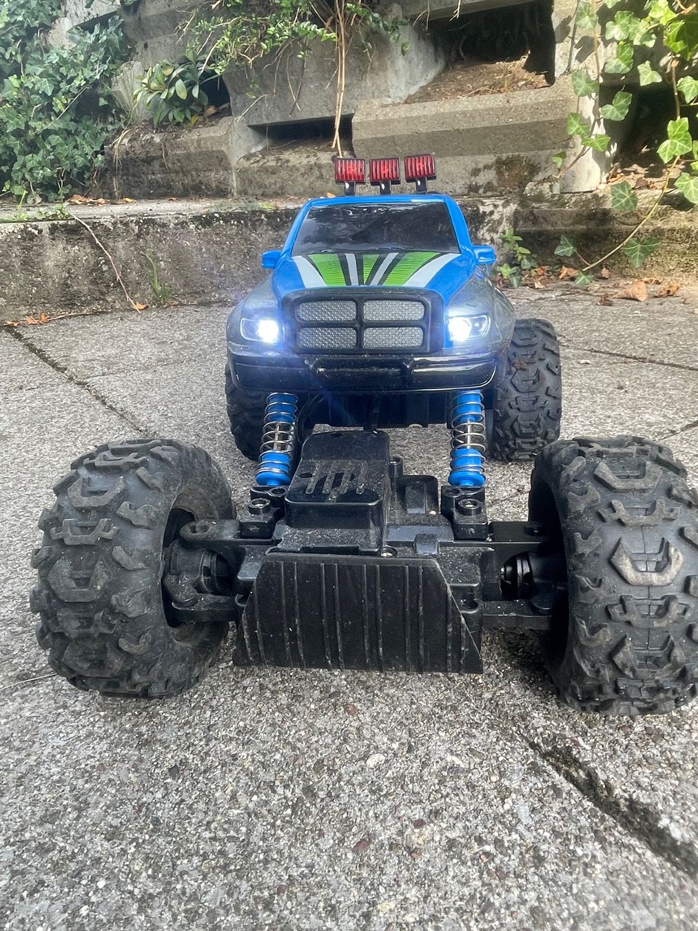 RC Kits de montage: RC Auto Rock Crawler blau – D'occasion à Gais par urbuc 1