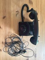 Drehscheibentelefon schwarz mit Kabel und Anschluss