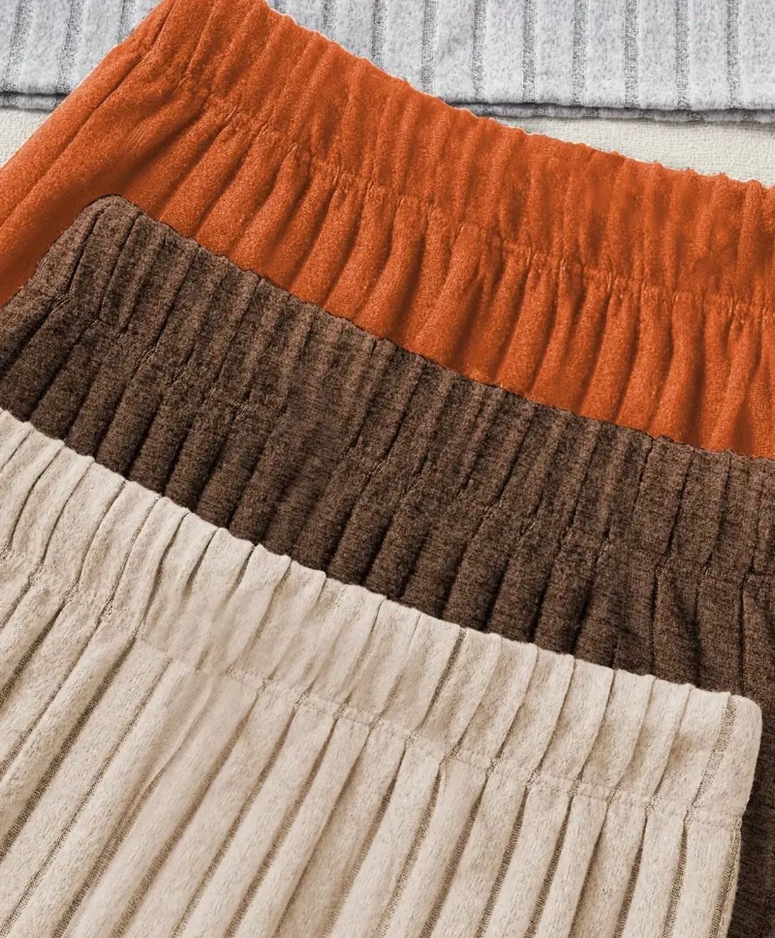 Completi: edler Hosen-2-Teiler, beige ODER braun ODER orange, L – Nuovo e nell'imballaggio originale da Winkel venduto da ferrari2022 7