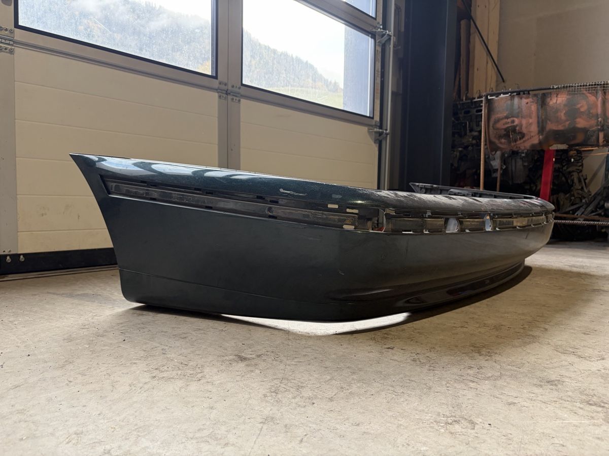 BMW Tutti pezzi di ricambio auto: Bmw E39 Heckstossstange – Usato da Ilanz venduto da Rednouh 2