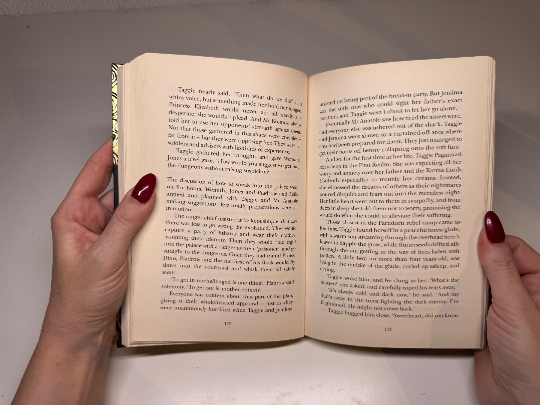 Libri: FANTASY: Peter Hamilton, The Queen of Dreams – Usato da Grosswangen venduto da English_books 7