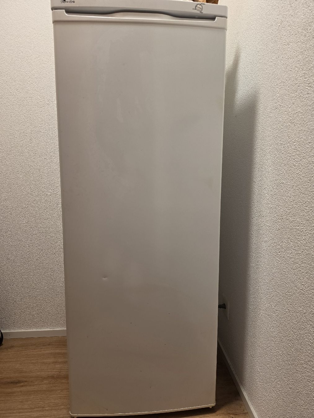 Congelatori: Gefrierschrank Weiss 6 Schubladen gebraucht – Usato da Rain venduto da gary777