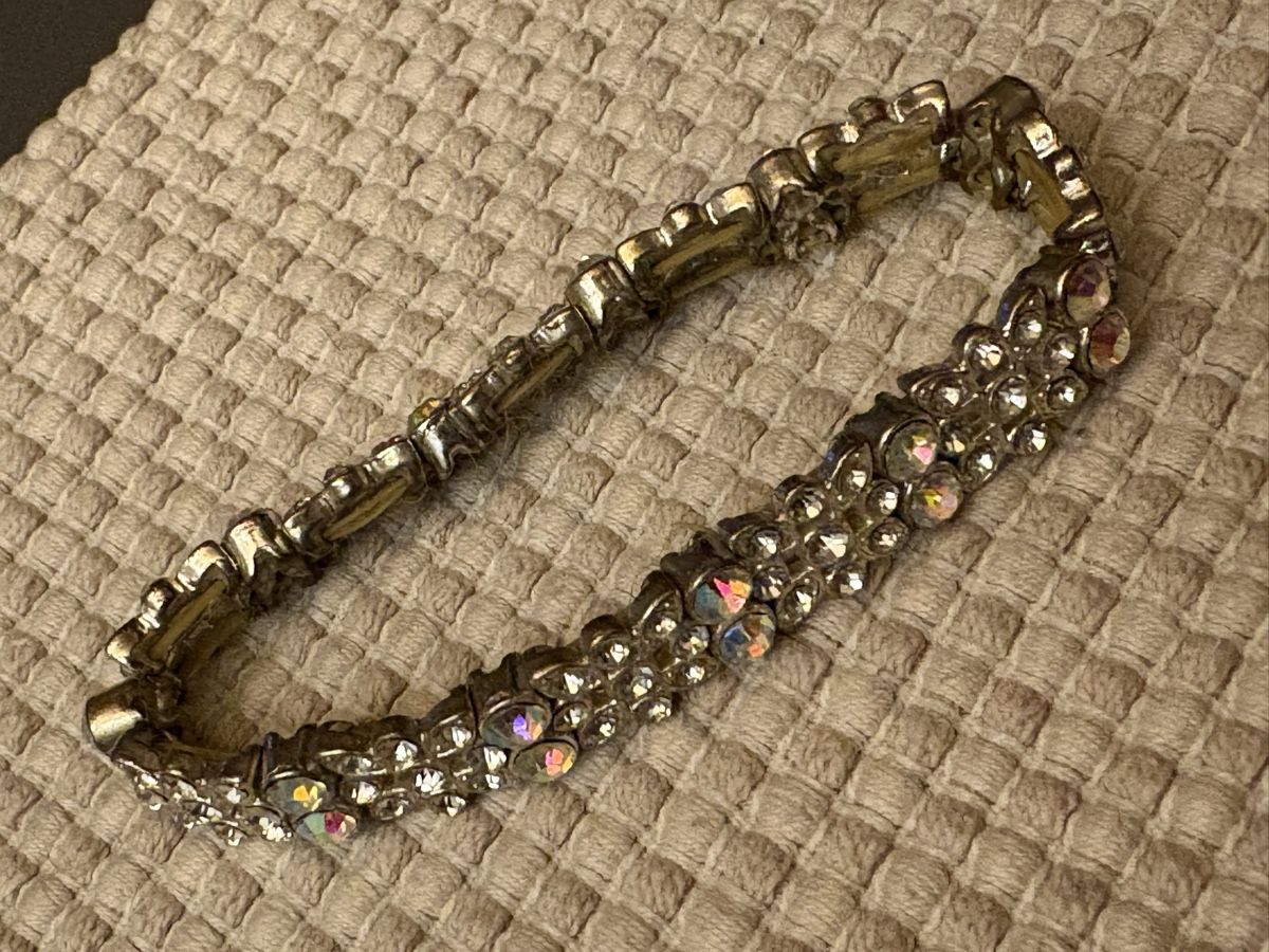 Bracciali & Braccialetti: Armkette Armband mit Strass – Usato da Rümlang venduto da baselsale1