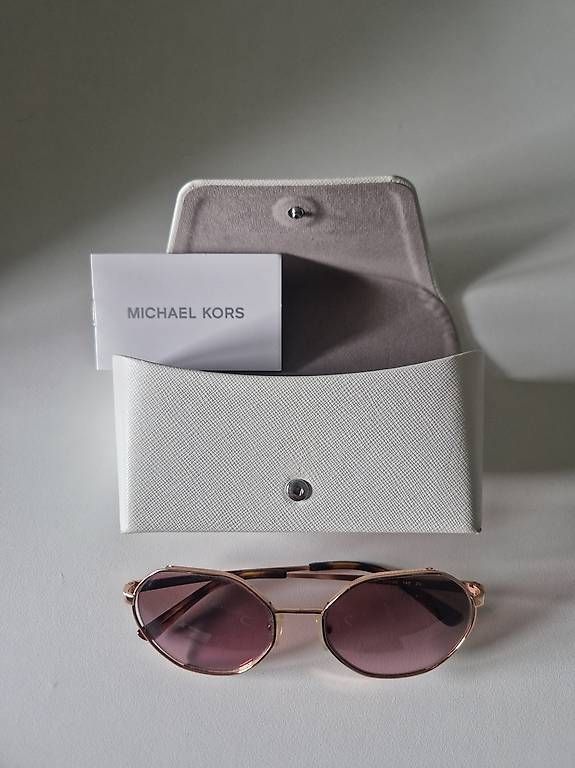Occhiali & Lenti: Occhiali da sole Michael Kors  – Usato da Bellinzona venduto da lus_lyb5 3