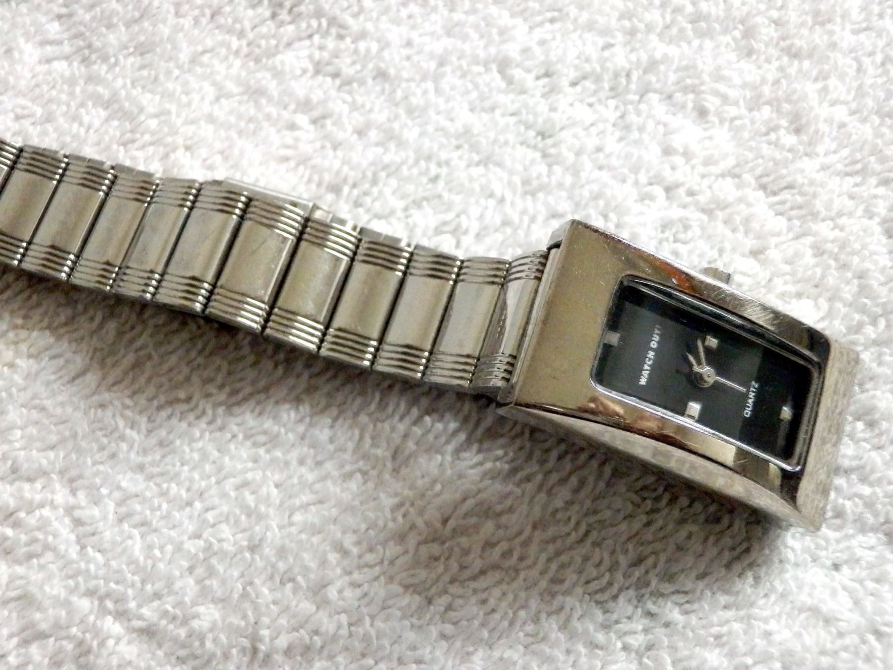 Montres: Watch Outi, Quartz, 19 x 33mm, Damen – D'occasion à Ueberstorf par dinbau 4