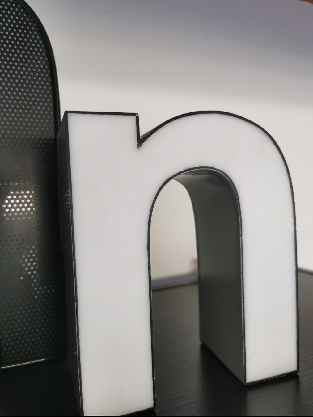 Toutes les décorations: Werbebuchstabe "n" – D'occasion à Niederönz par Silverbluecat
