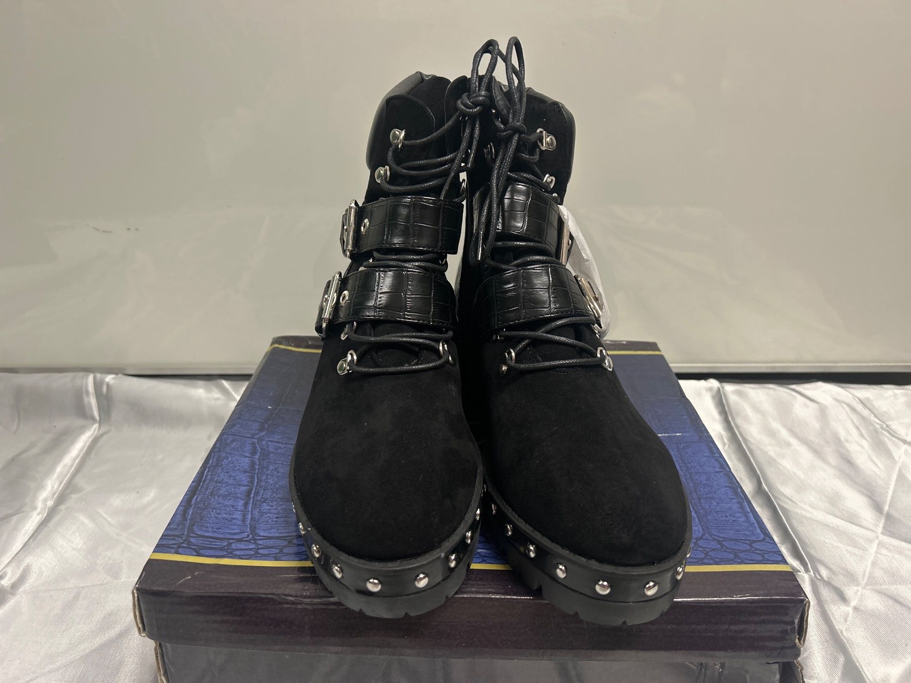 Scarpe da donna: Schnürboots / Stiefeletten Neu Gr 41 – Nuovo e nell'imballaggio originale da Regensdorf venduto da Spyke55 2