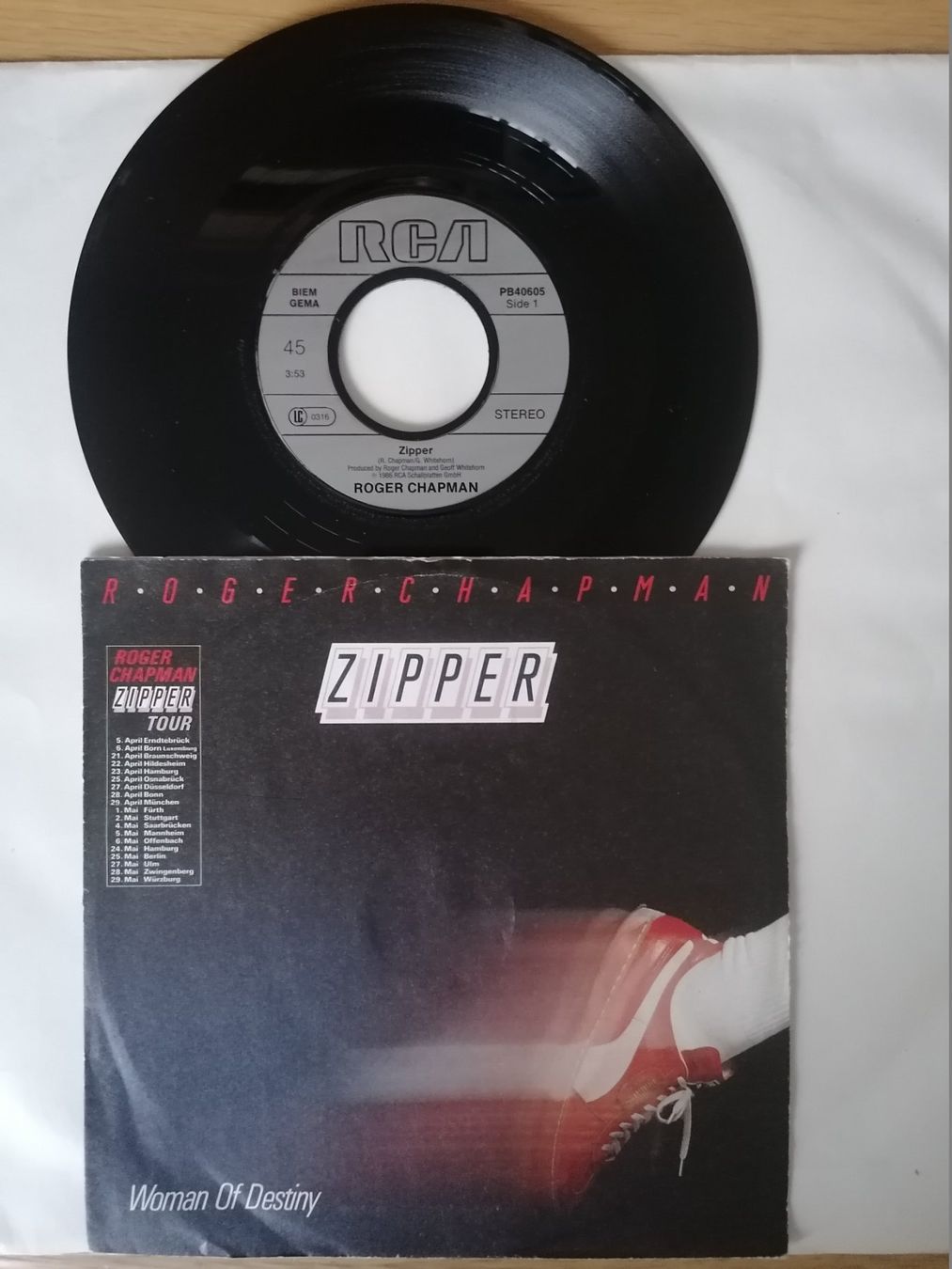 Dischi in vinile: Roger Chapman - Zipper Single – Usato da Beinwil am See venduto da Funkthesizer