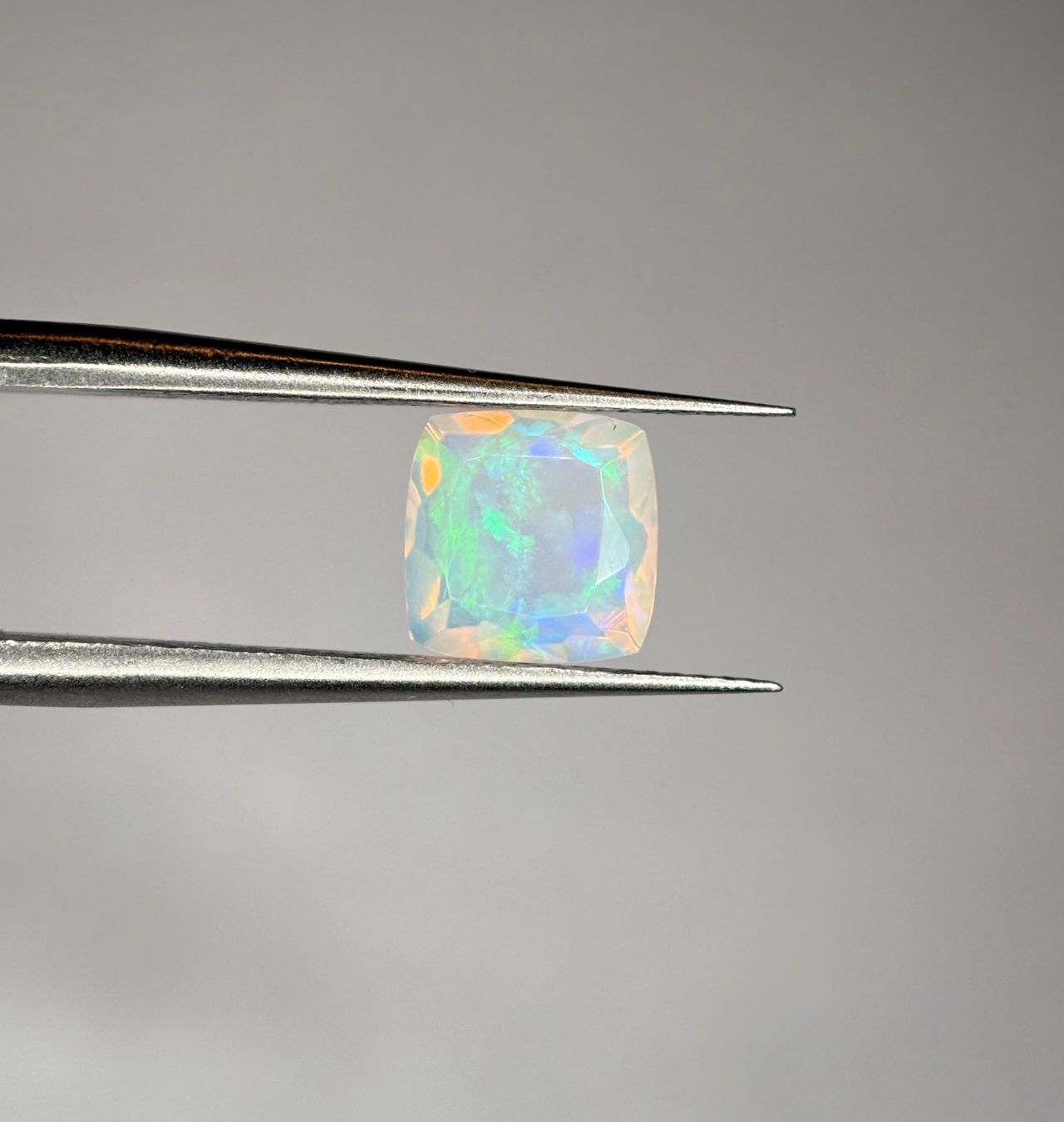 Pierres précieuses: Ab 1 Fr. - 0.96 ct Opal Edelstein - unbehandelt – Neuf (Voir description) à Mauren par LieGems 2