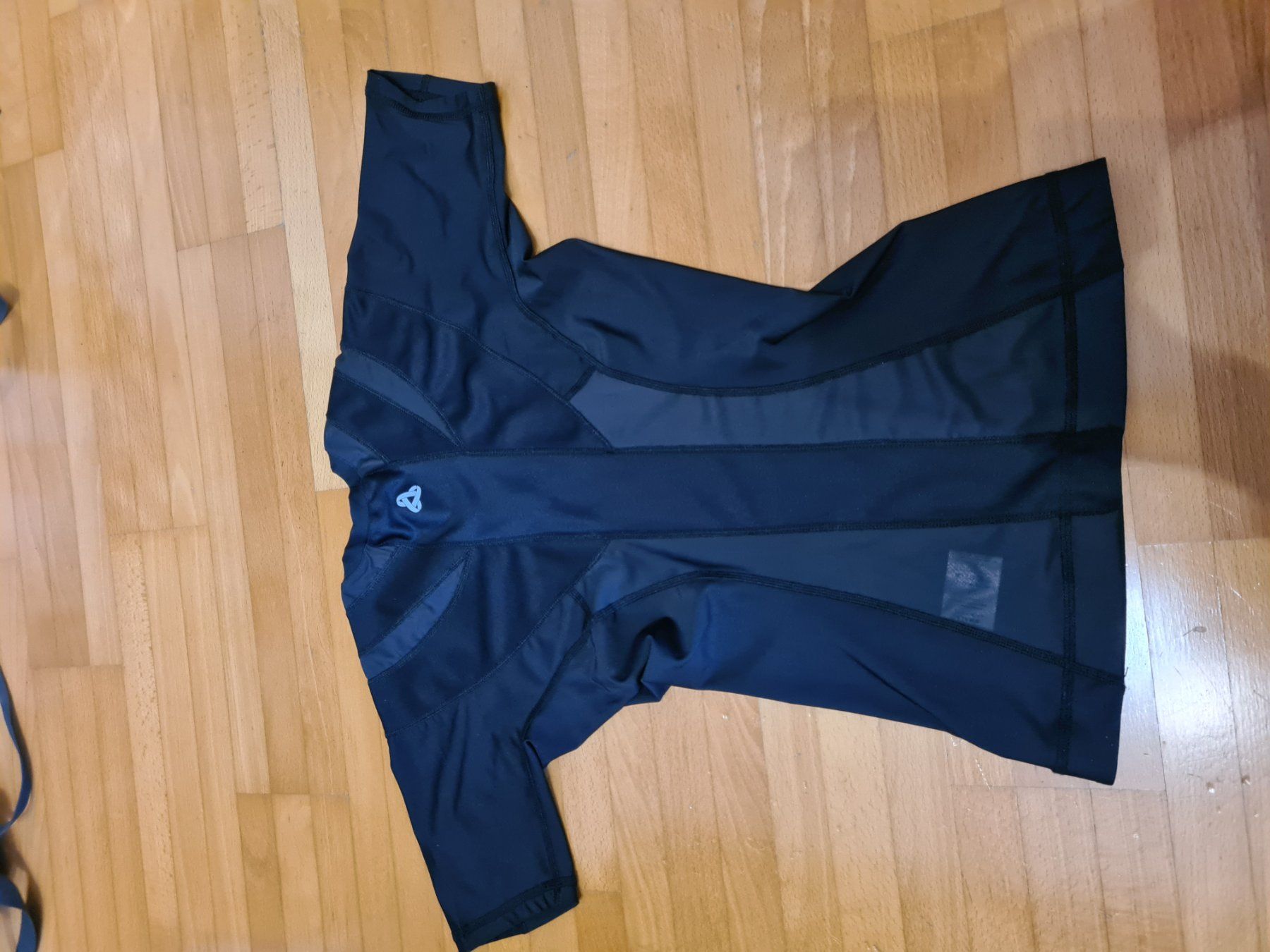 T-shirt: Haltungsshirt Damen, Gr. S, Alignmed – Usato da Zürich venduto da TrinityCH 1