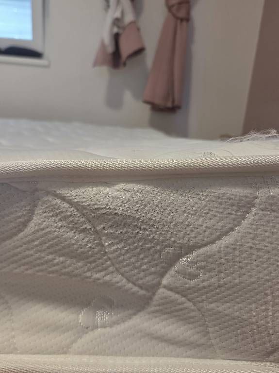 Matelas: Matratze 140x200cm – D'occasion à Spreitenbach par Brm4 2