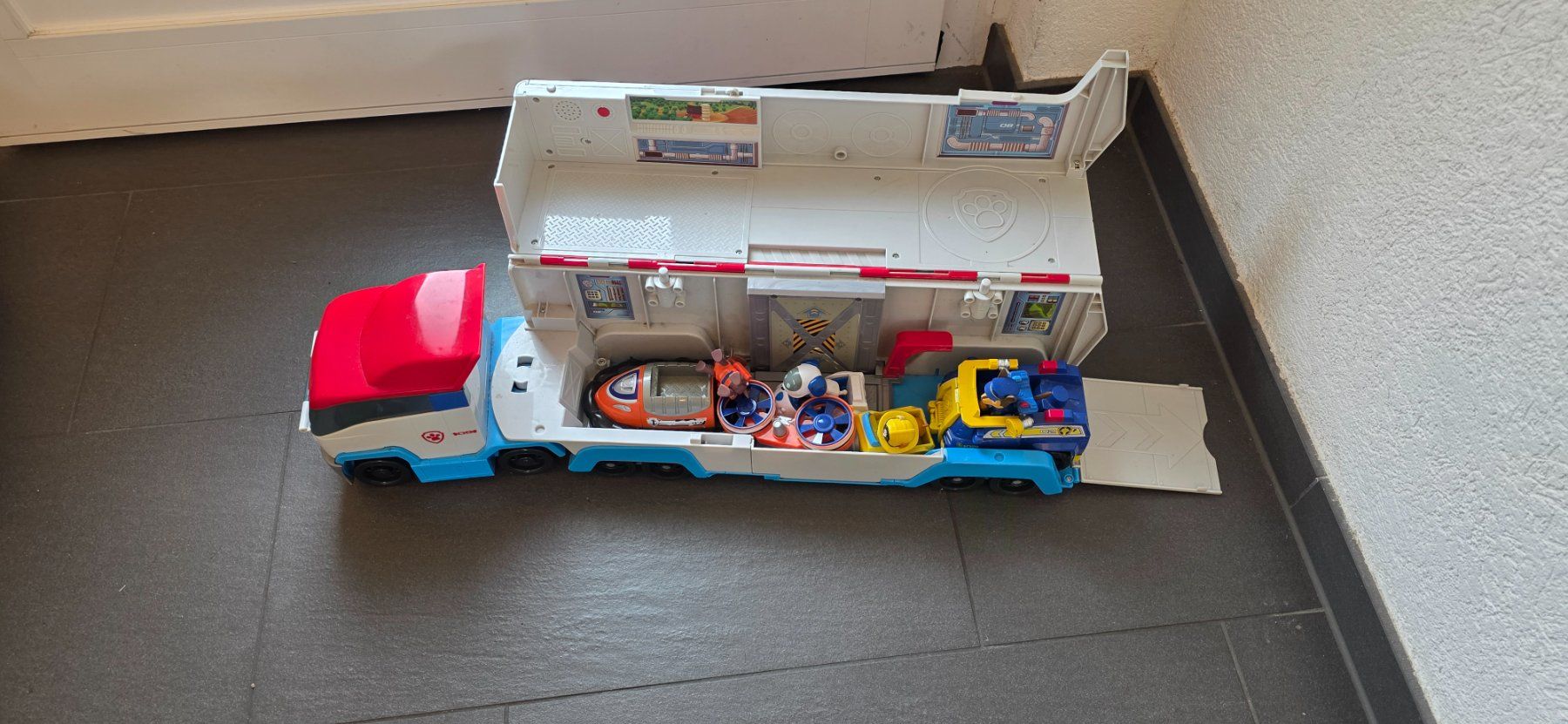 Giocattoli: Paw patrol bus – Usato da Basel venduto da astra2011 1
