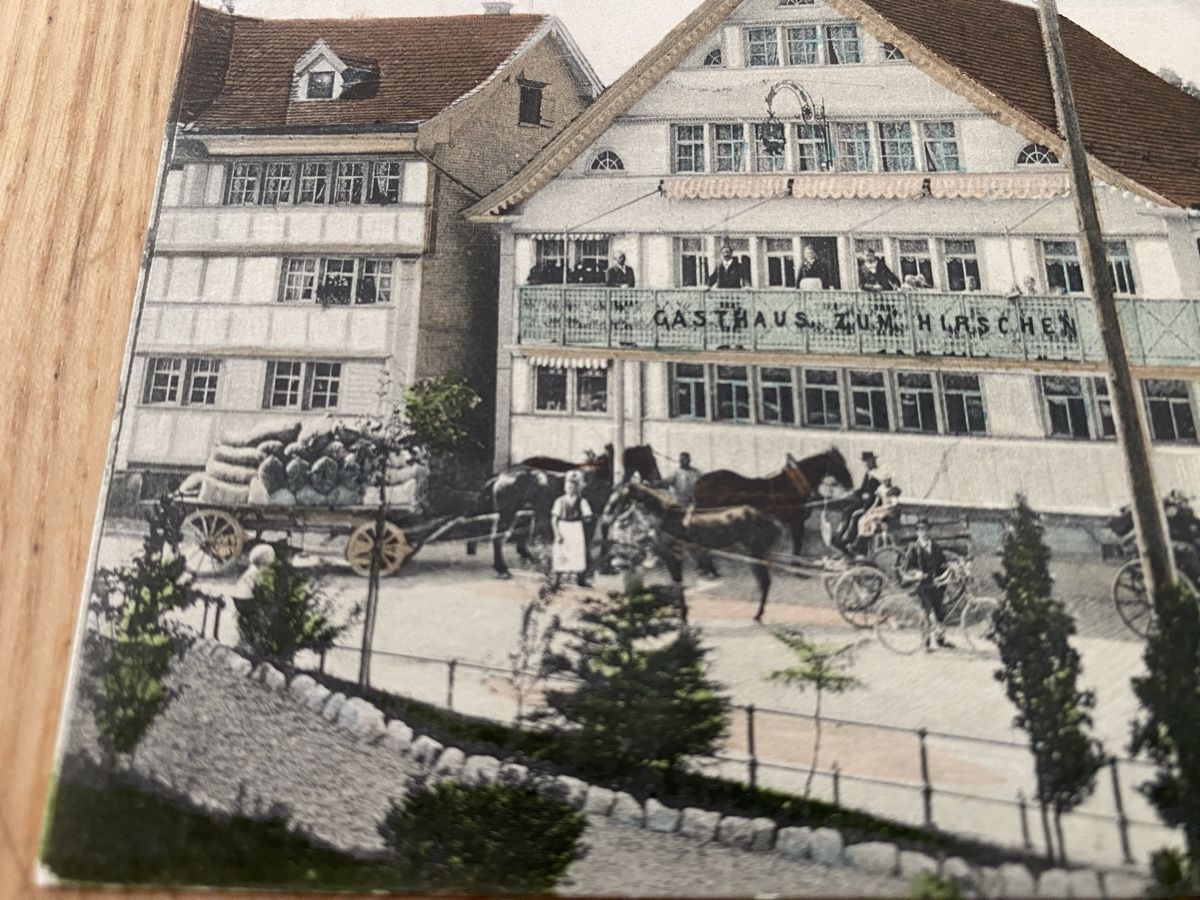 Cartoline postali: Rarer Ak von Hundwil – Usato da Mosnang venduto da Goldwasser 1