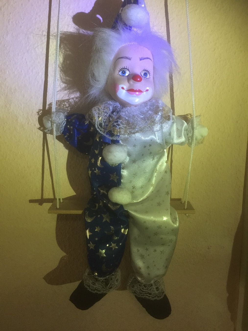 Puppen: schöne Clownpuppe auf Rittseil – Gebraucht aus Bolligen von Astrophysiker06