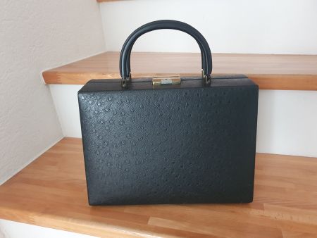 schwarze Handtasche, vintage, 60er Jahre