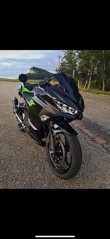 Kawasaki Strada: Kawasaki Ninja 400 ABS ab MFK – Usato da Strengelbach venduto da annalenabuerki 1