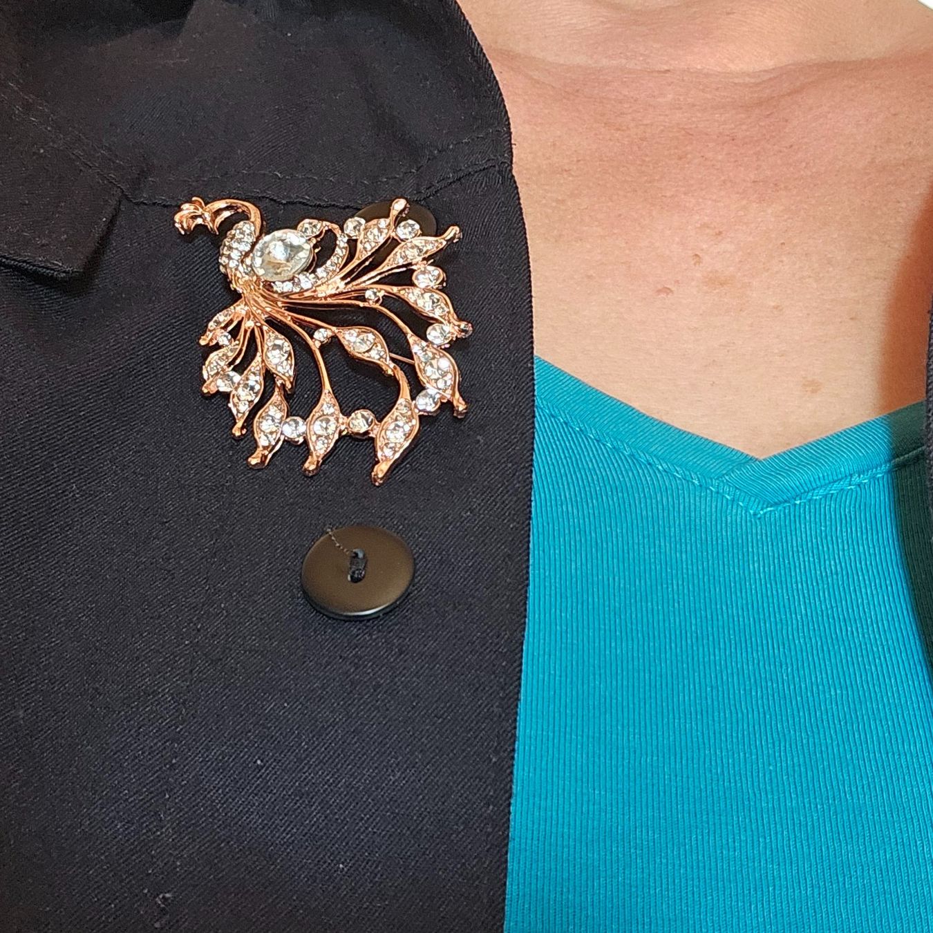 Spille & Fermagli: Broche dorée paon strass, neuve – Nuovo (secondo la descrizione) da Lausanne venduto da tal_01