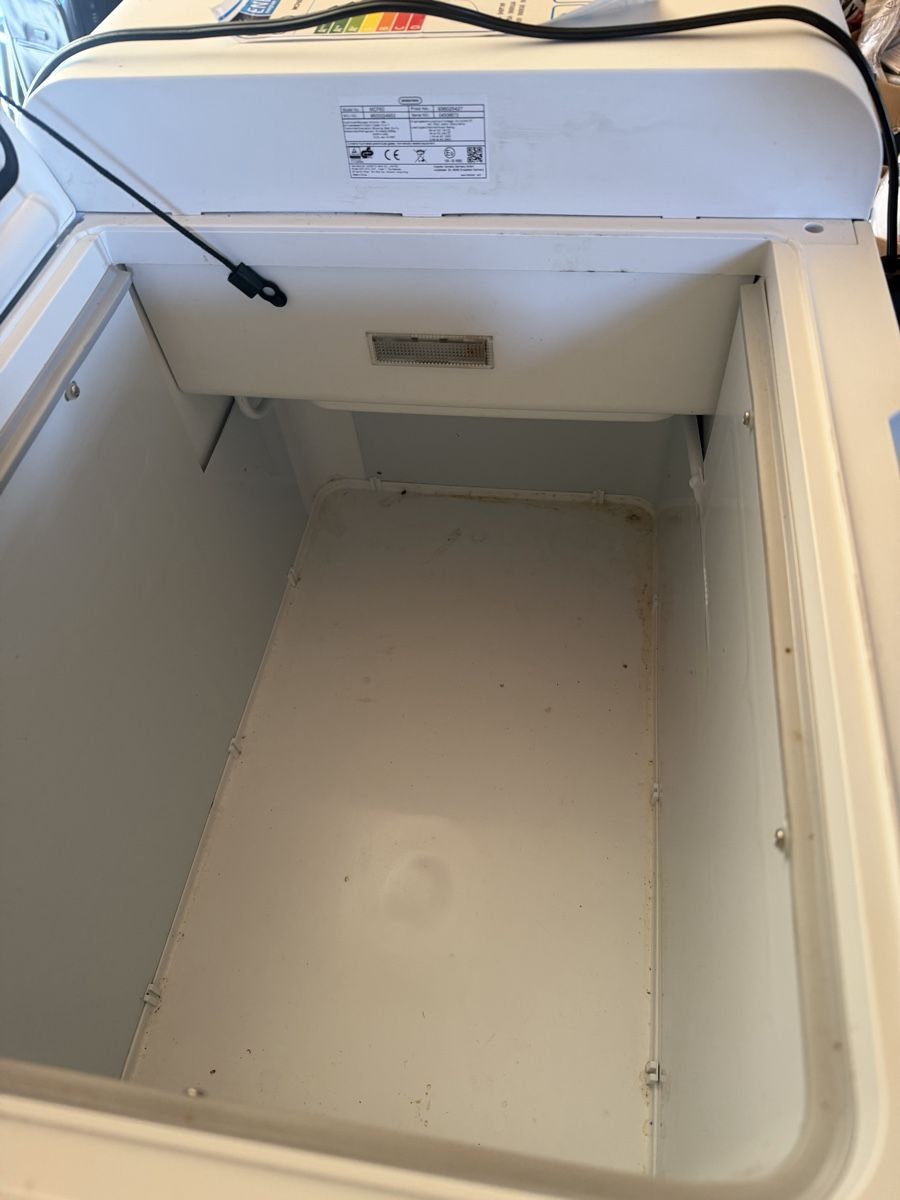 Mobicool Frigoriferi & Refrigeratori: Mobicool MCF60 Kompressor-Kühlbox – 58 Liter – Usato da Birr venduto da PamosAG 3